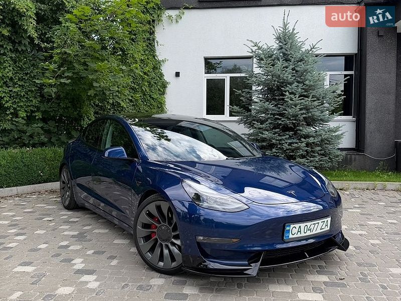 Седан Tesla Model 3 2021 в Запоріжжі