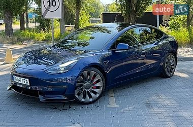 Седан Tesla Model 3 2021 в Запоріжжі