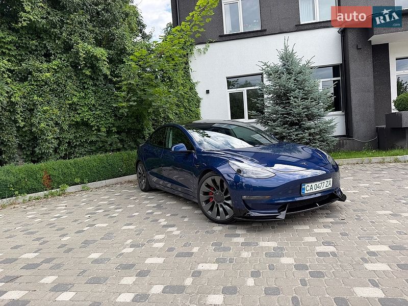 Седан Tesla Model 3 2021 в Запоріжжі