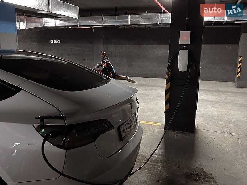 Седан Tesla Model 3 2022 в Івано-Франківську фото 11 Седан Tesla Model 3 2022 в Івано-Франківську
