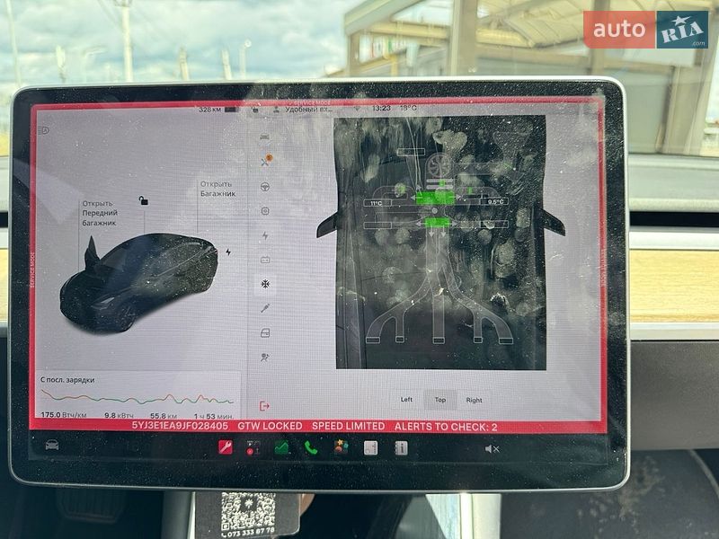 Седан Tesla Model 3 2018 в Львові