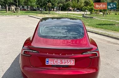 Седан Tesla Model 3 2025 в Кривому Розі