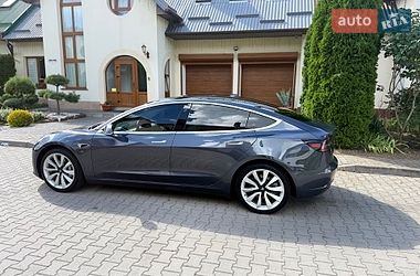 Седан Tesla Model 3 2020 в Хмельницькому