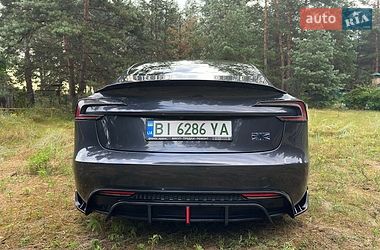 Седан Tesla Model 3 2024 в Полтаві