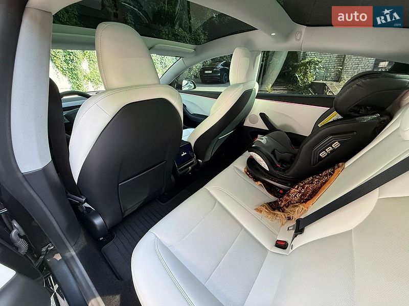 Седан Tesla Model 3 2025 в Харкові фото 11 Седан Tesla Model 3 2025 в Харкові