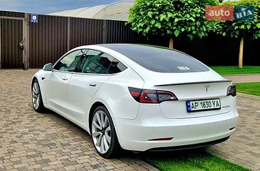 Седан Tesla Model 3 2019 в Запоріжжі