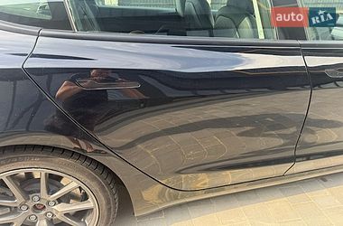 Седан Tesla Model 3 2022 в Львове