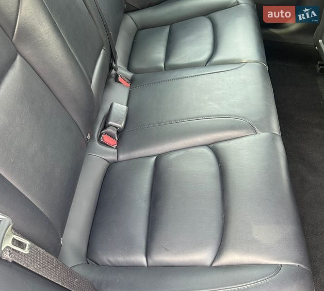 Седан Tesla Model 3 2022 в Львове