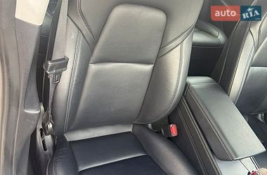 Седан Tesla Model 3 2022 в Львове