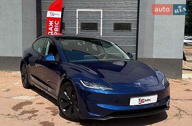 Седан Tesla Model 3 2024 в Києві