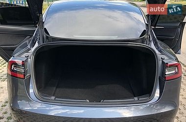 Седан Tesla Model 3 2022 в Вінниці
