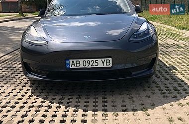 Седан Tesla Model 3 2022 в Вінниці