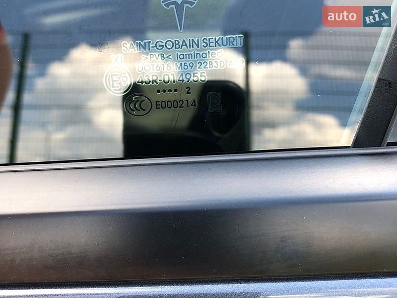 Седан Tesla Model 3 2022 в Вінниці