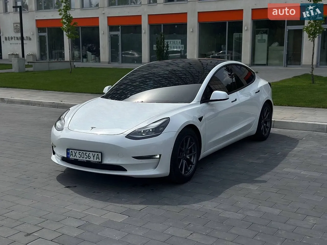 2021 Tesla Model 3 - мініатюра 3