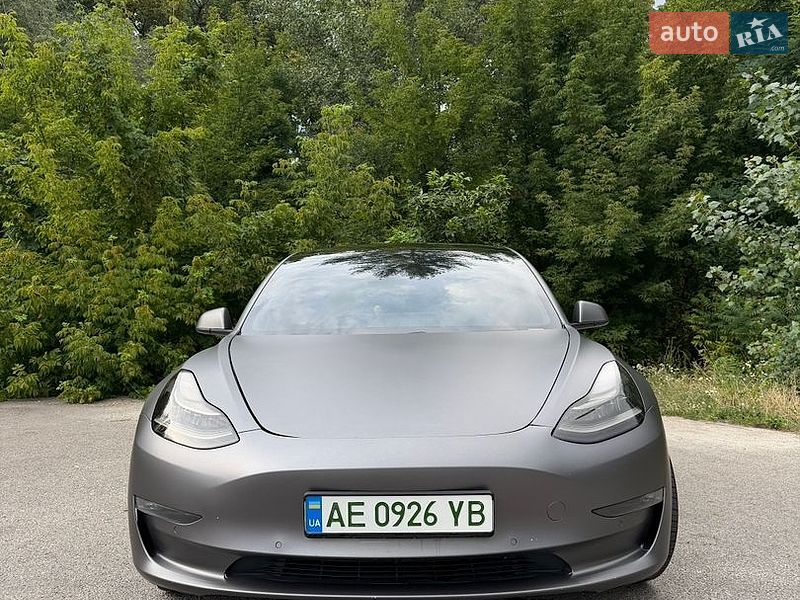 Седан Tesla Model 3 2020 в Днепре