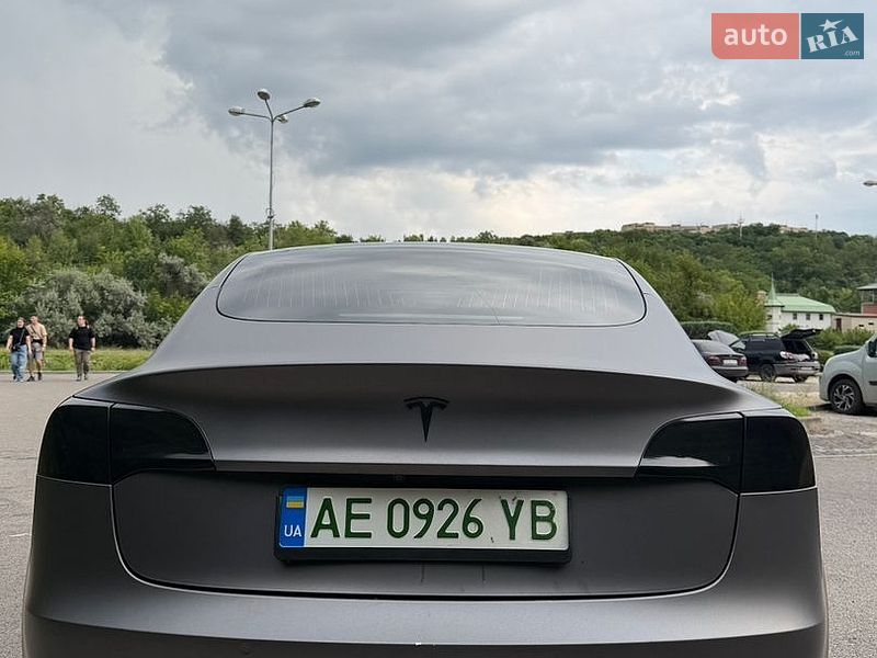 Седан Tesla Model 3 2020 в Днепре