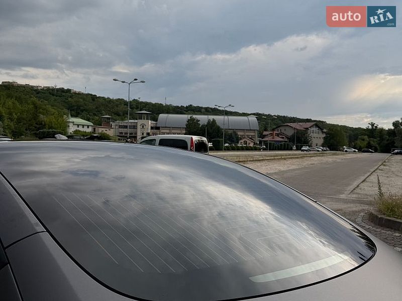 Седан Tesla Model 3 2020 в Днепре