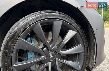 Седан Tesla Model 3 2020 в Днепре