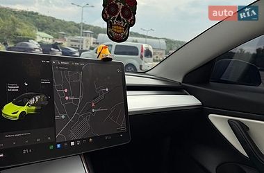 Седан Tesla Model 3 2020 в Днепре