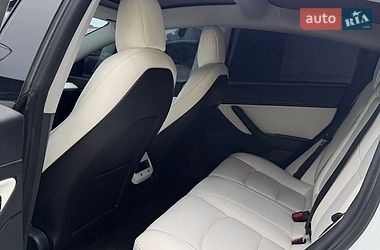 Седан Tesla Model 3 2020 в Днепре