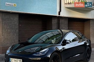 Седан Tesla Model 3 2021 в Івано-Франківську фото 2 Седан Tesla Model 3 2021 в Івано-Франківську