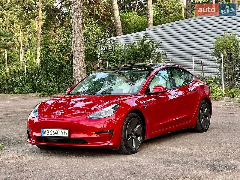 Tesla Model 3 2021