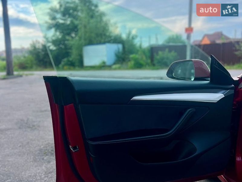 Седан Tesla Model 3 2021 в Виннице фото 20 Седан Tesla Model 3 2021 в Виннице