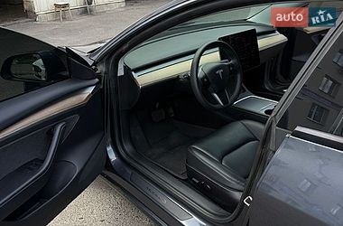 Седан Tesla Model 3 2021 в Сумах