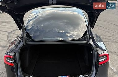 Седан Tesla Model 3 2021 в Сумах
