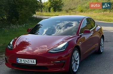 Седан Tesla Model 3 2018 в Пирятині
