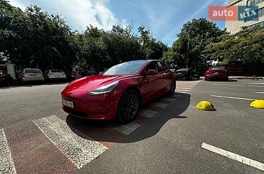 Седан Tesla Model 3 2018 в Одессе