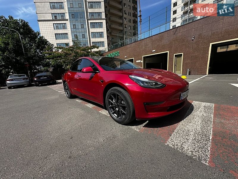 Седан Tesla Model 3 2018 в Одессе