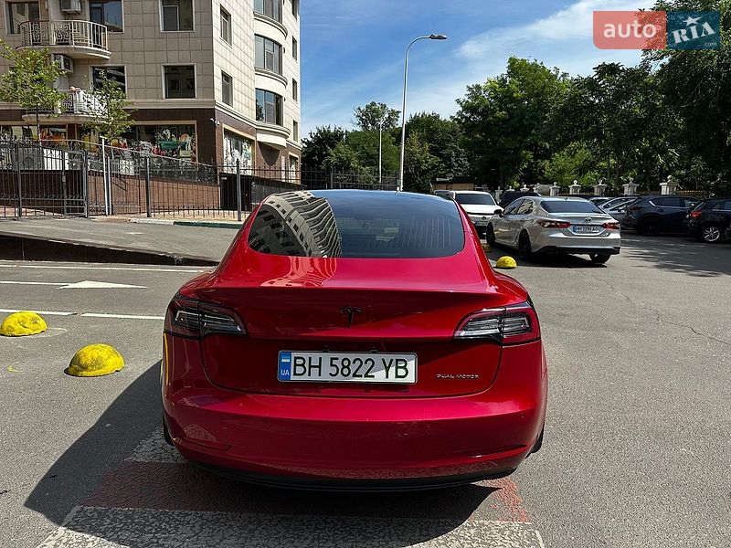 Седан Tesla Model 3 2018 в Одессе