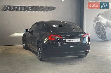 Седан Tesla Model 3 2023 в Одессе
