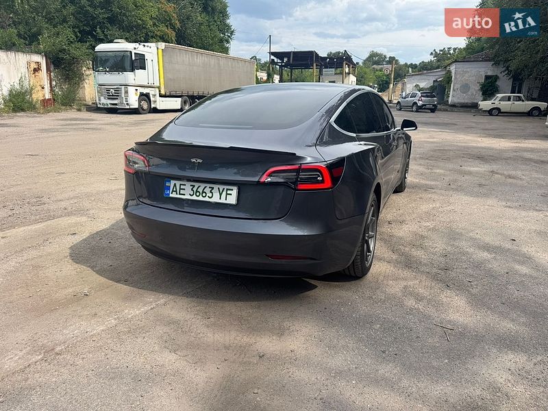 Седан Tesla Model 3 2018 в Кривому Розі фото 3 Седан Tesla Model 3 2018 в Кривому Розі