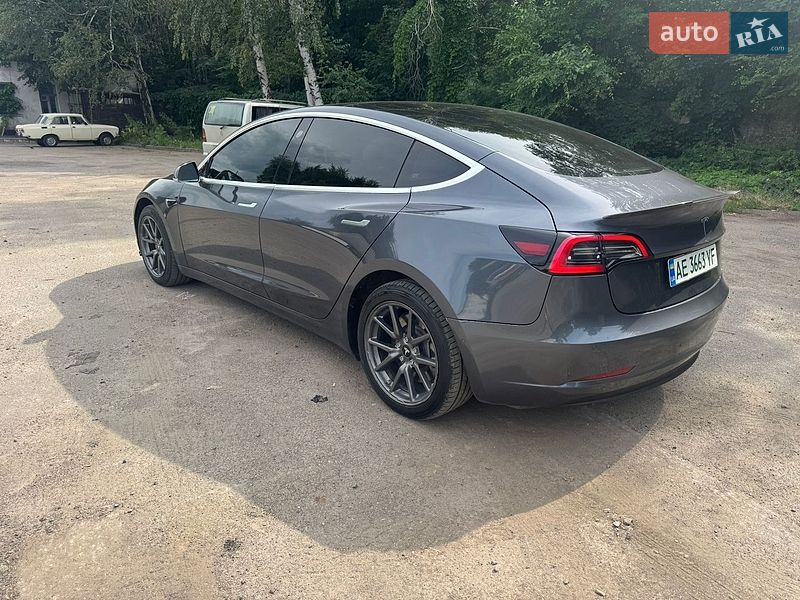 Седан Tesla Model 3 2018 в Кривому Розі фото 4 Седан Tesla Model 3 2018 в Кривому Розі
