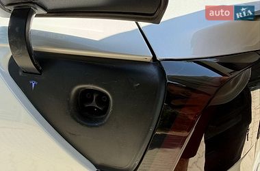 Седан Tesla Model 3 2023 в Львові фото 10 Седан Tesla Model 3 2023 в Львові