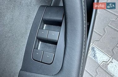 Седан Tesla Model 3 2022 в Києві