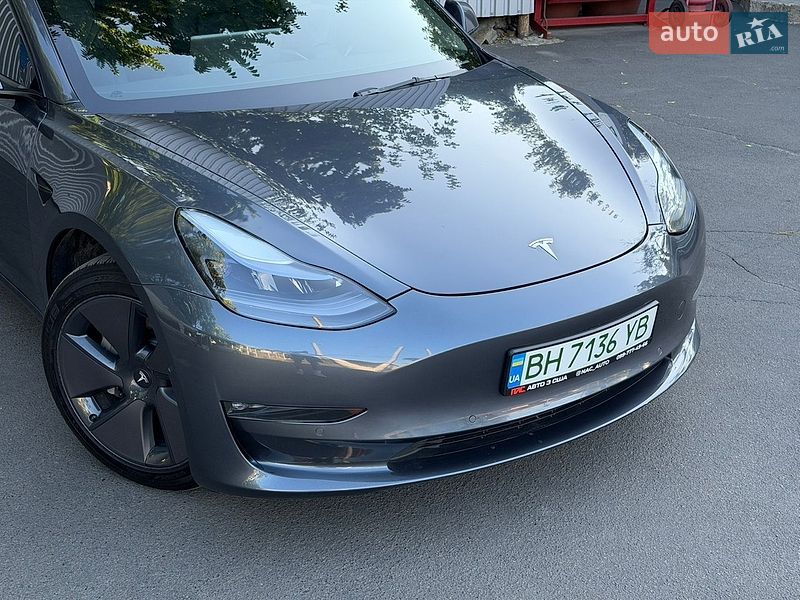 Седан Tesla Model 3 2022 в Одесі