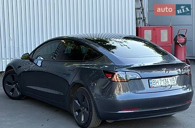 Седан Tesla Model 3 2022 в Одесі