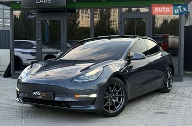 Седан Tesla Model 3 2022 в Киеве фото Седан Tesla Model 3 2022 в Киеве