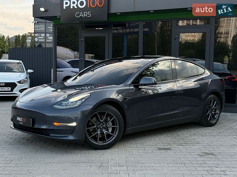 Седан Tesla Model 3 2022 в Киеве фото 2 Седан Tesla Model 3 2022 в Киеве