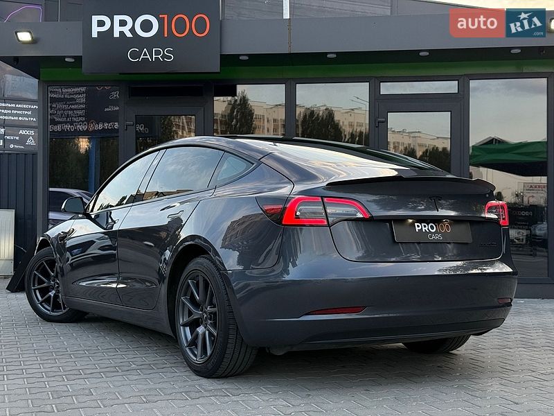 Седан Tesla Model 3 2022 в Киеве фото 13 Седан Tesla Model 3 2022 в Киеве