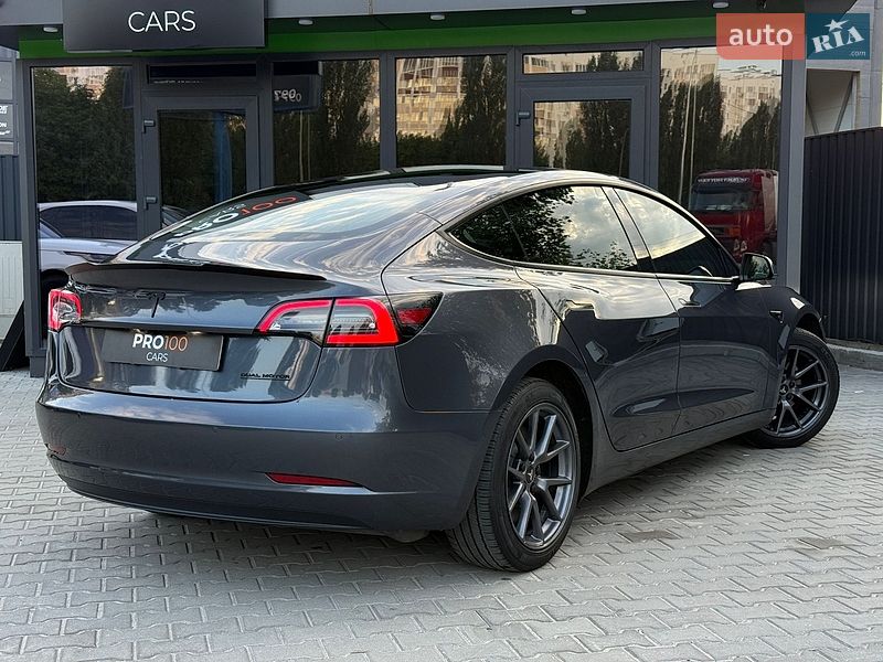 Седан Tesla Model 3 2022 в Киеве фото 16 Седан Tesla Model 3 2022 в Киеве