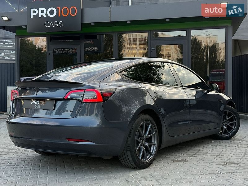 Седан Tesla Model 3 2022 в Киеве фото 20 Седан Tesla Model 3 2022 в Киеве