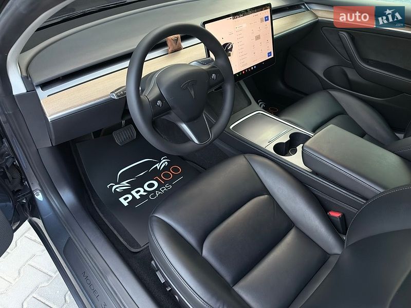 Седан Tesla Model 3 2022 в Киеве фото 24 Седан Tesla Model 3 2022 в Киеве