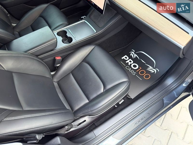 Седан Tesla Model 3 2022 в Киеве фото 32 Седан Tesla Model 3 2022 в Киеве