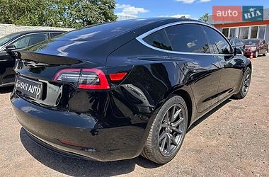 Седан Tesla Model 3 2019 в Миколаєві