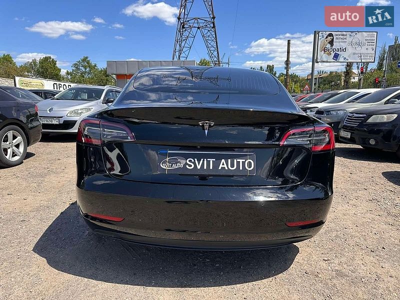 Седан Tesla Model 3 2019 в Миколаєві