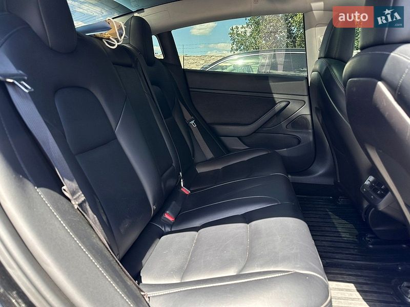 Седан Tesla Model 3 2019 в Миколаєві